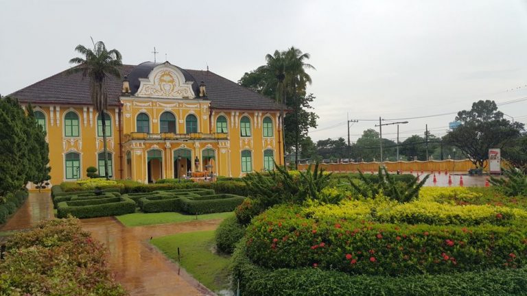 Chao Phraya Abhaiphubejhr Hospital